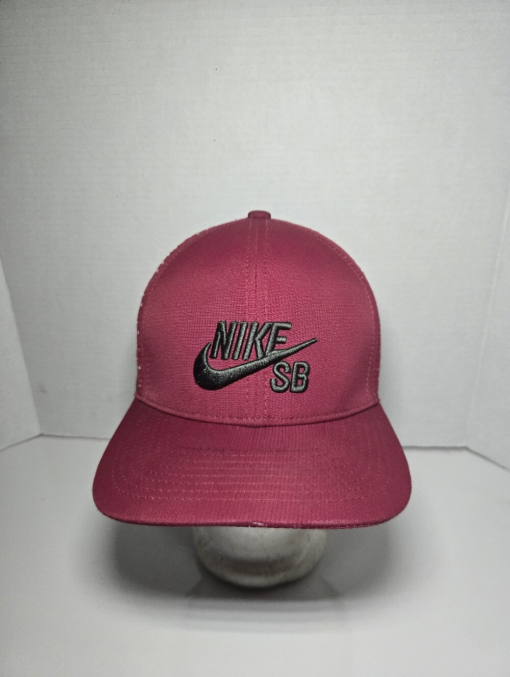 Nike SB Breathable Maroon Snapback Cap